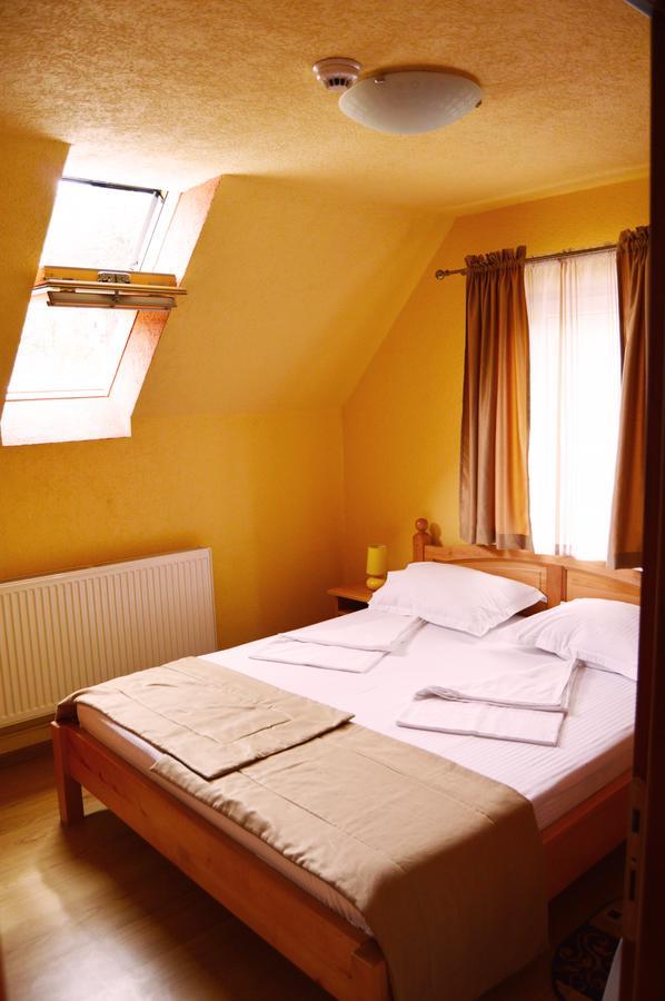 Hotel Venesis House Sighişoara Esterno foto